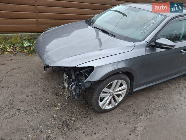 Сірий Фольксваген Пассат, об'ємом двигуна 2 л та пробігом 72 тис. км за 10700 $, фото 9 на Automoto.ua