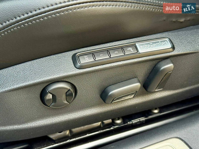 Серый Фольксваген Пассат, объемом двигателя 1.97 л и пробегом 145 тыс. км за 22500 $, фото 22 на Automoto.ua