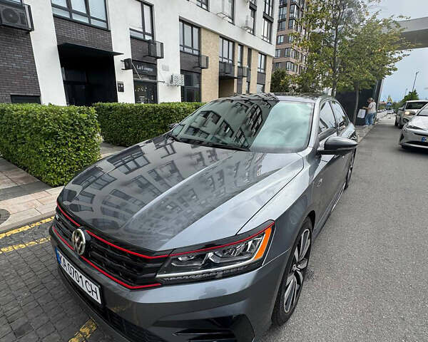 Серый Фольксваген Пассат, объемом двигателя 3.6 л и пробегом 95 тыс. км за 16300 $, фото 6 на Automoto.ua