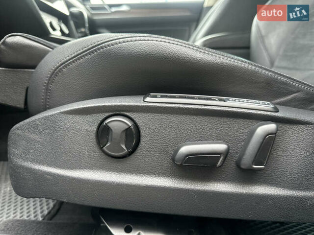 Серый Фольксваген Пассат, объемом двигателя 1.97 л и пробегом 153 тыс. км за 25999 $, фото 25 на Automoto.ua