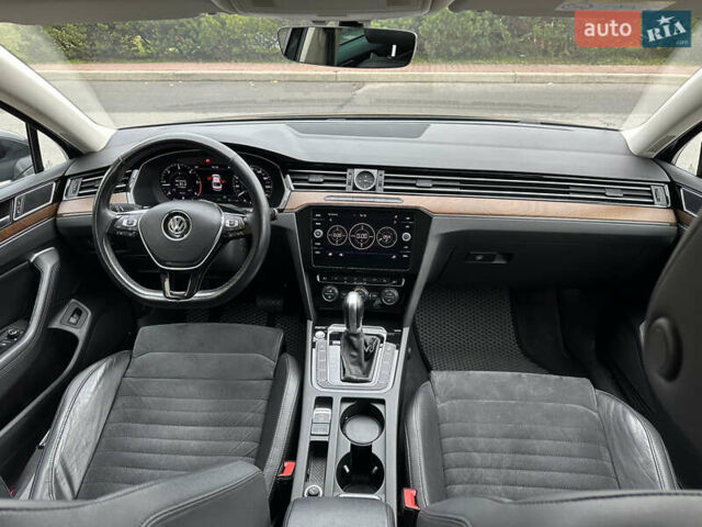 Серый Фольксваген Пассат, объемом двигателя 1.97 л и пробегом 153 тыс. км за 25999 $, фото 43 на Automoto.ua