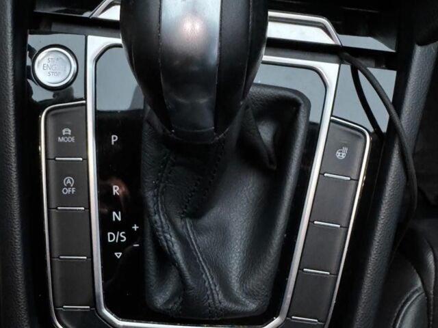 Серый Фольксваген Пассат, объемом двигателя 1.8 л и пробегом 215 тыс. км за 19990 $, фото 37 на Automoto.ua