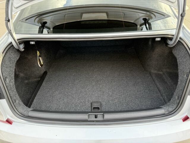 Сірий Фольксваген Пассат, об'ємом двигуна 2 л та пробігом 102 тис. км за 15400 $, фото 17 на Automoto.ua