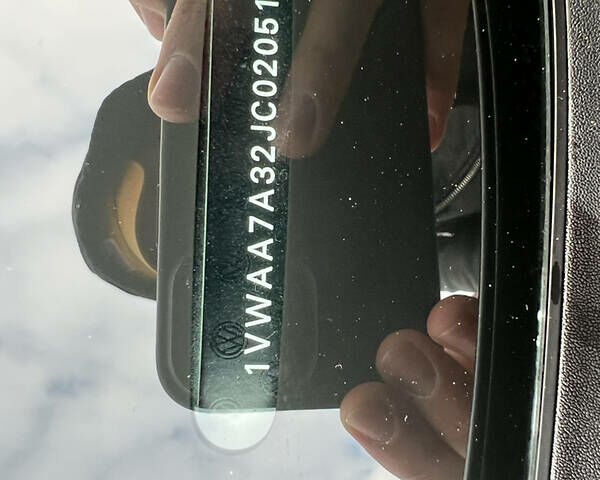 Сірий Фольксваген Пассат, об'ємом двигуна 2 л та пробігом 150 тис. км за 17000 $, фото 4 на Automoto.ua