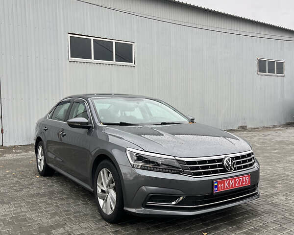 Фольксваген Пассат 2018 в Киеве на Automoto.ua Серый Фольксваген Пассат, объемом двигателя 2 л и пробегом 124 тыс. км за 14300 $, фото 2 на Automoto.ua