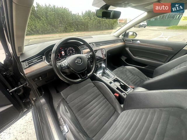 Серый Фольксваген Пассат, объемом двигателя 1.97 л и пробегом 153 тыс. км за 25999 $, фото 28 на Automoto.ua