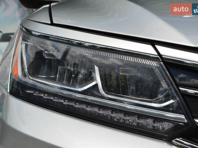 Серый Фольксваген Пассат, объемом двигателя 2 л и пробегом 48 тыс. км за 16900 $, фото 13 на Automoto.ua