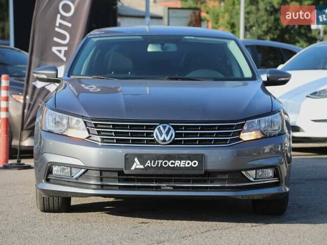 Сірий Фольксваген Пассат, об'ємом двигуна 2 л та пробігом 122 тис. км за 14800 $, фото 1 на Automoto.ua
