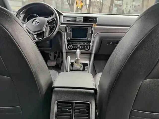 Серый Фольксваген Пассат, объемом двигателя 2 л и пробегом 87 тыс. км за 14600 $, фото 19 на Automoto.ua