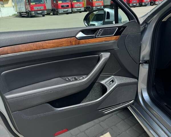 Сірий Фольксваген Пассат, об'ємом двигуна 1.97 л та пробігом 128 тис. км за 27500 $, фото 15 на Automoto.ua