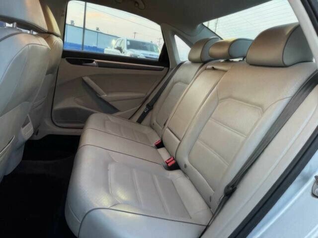 Сірий Фольксваген Пассат, об'ємом двигуна 2 л та пробігом 46 тис. км за 8900 $, фото 12 на Automoto.ua