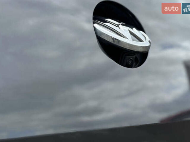 Серый Фольксваген Пассат, объемом двигателя 1.97 л и пробегом 211 тыс. км за 23000 $, фото 13 на Automoto.ua