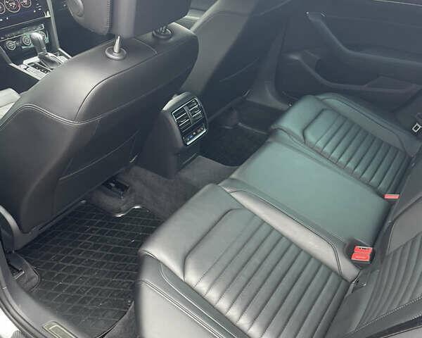 Сірий Фольксваген Пассат, об'ємом двигуна 1.97 л та пробігом 24 тис. км за 27800 $, фото 19 на Automoto.ua