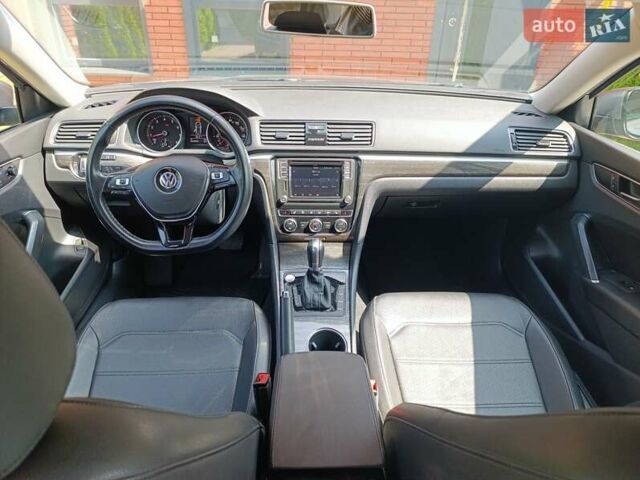 Сірий Фольксваген Пассат, об'ємом двигуна 2 л та пробігом 223 тис. км за 12000 $, фото 9 на Automoto.ua