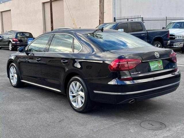 Серый Фольксваген Пассат, объемом двигателя 2 л и пробегом 69 тыс. км за 4600 $, фото 3 на Automoto.ua