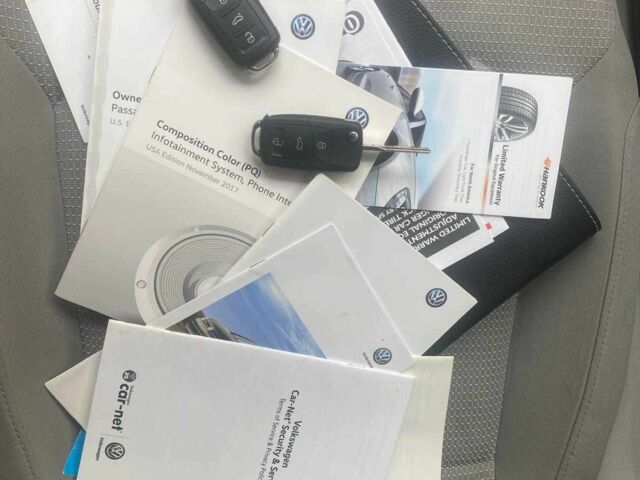 Сірий Фольксваген Пассат, об'ємом двигуна 2 л та пробігом 158 тис. км за 11900 $, фото 20 на Automoto.ua