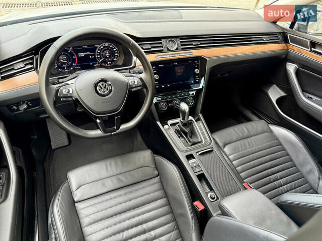 Серый Фольксваген Пассат, объемом двигателя 1.97 л и пробегом 145 тыс. км за 22500 $, фото 32 на Automoto.ua