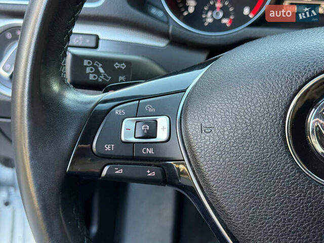 Сірий Фольксваген Пассат, об'ємом двигуна 2 л та пробігом 110 тис. км за 11699 $, фото 43 на Automoto.ua