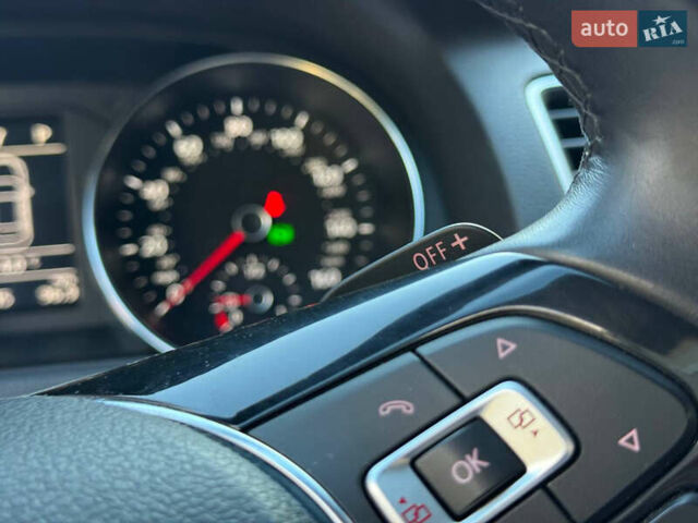 Сірий Фольксваген Пассат, об'ємом двигуна 2 л та пробігом 110 тис. км за 11699 $, фото 48 на Automoto.ua