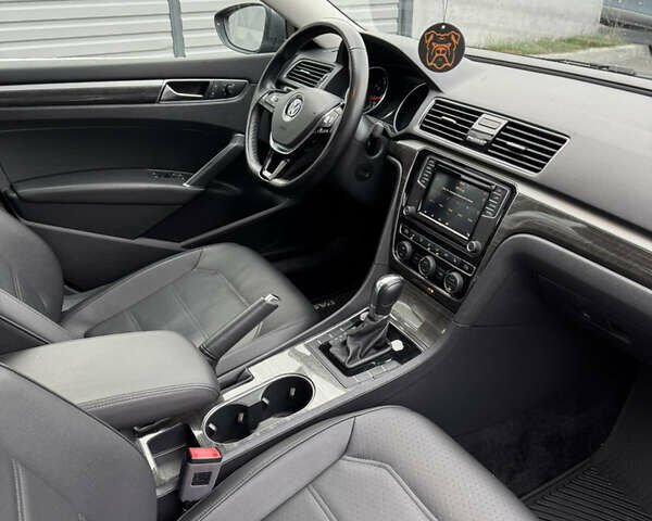 Сірий Фольксваген Пассат, об'ємом двигуна 1.98 л та пробігом 66 тис. км за 16500 $, фото 12 на Automoto.ua