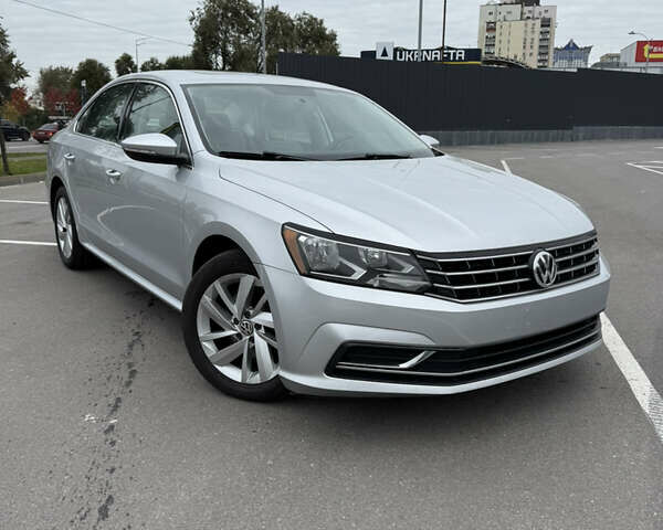 Серый Фольксваген Пассат, объемом двигателя 2 л и пробегом 160 тыс. км за 16200 $, фото 2 на Automoto.ua