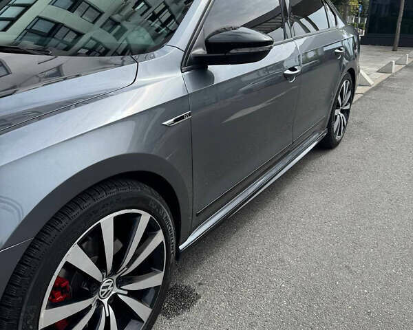 Серый Фольксваген Пассат, объемом двигателя 3.6 л и пробегом 95 тыс. км за 16300 $, фото 12 на Automoto.ua