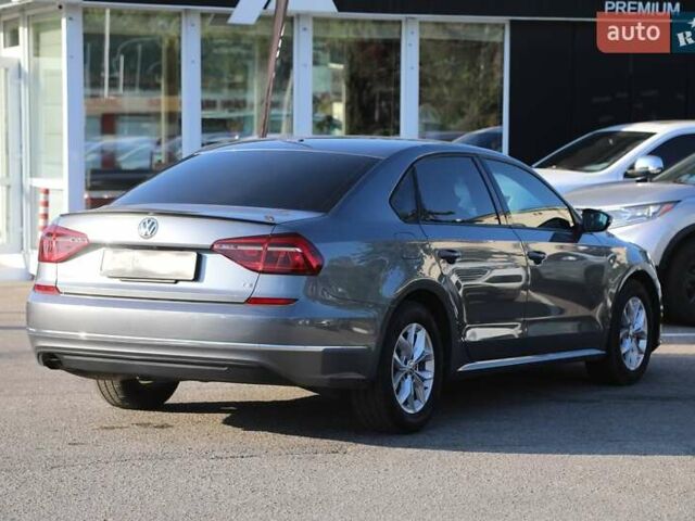 Сірий Фольксваген Пассат, об'ємом двигуна 2 л та пробігом 122 тис. км за 14800 $, фото 5 на Automoto.ua