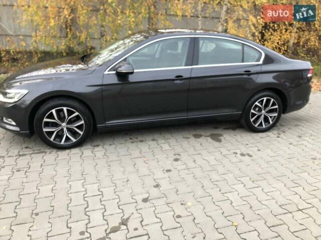 Серый Фольксваген Пассат, объемом двигателя 2 л и пробегом 244 тыс. км за 17700 $, фото 6 на Automoto.ua