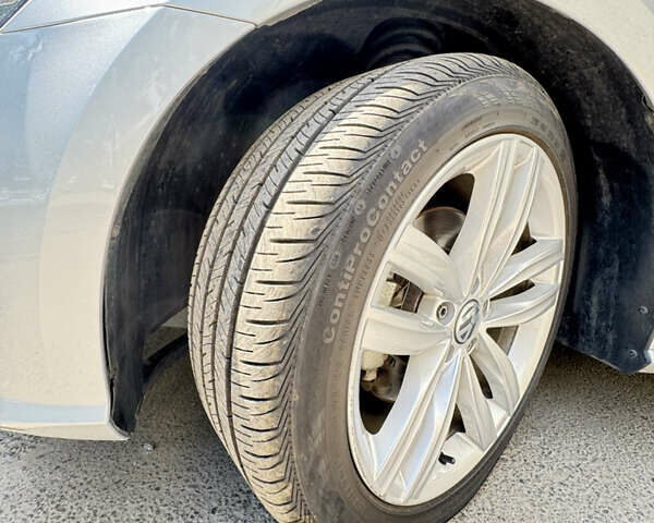 Серый Фольксваген Пассат, объемом двигателя 2 л и пробегом 128 тыс. км за 16590 $, фото 9 на Automoto.ua