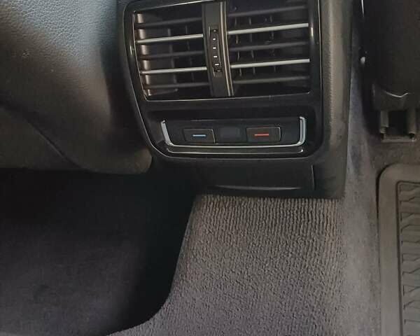 Серый Фольксваген Пассат, объемом двигателя 1.6 л и пробегом 145 тыс. км за 16300 $, фото 55 на Automoto.ua