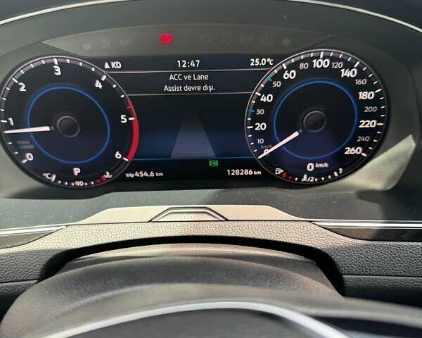 Серый Фольксваген Пассат, объемом двигателя 1.97 л и пробегом 128 тыс. км за 27000 $, фото 11 на Automoto.ua