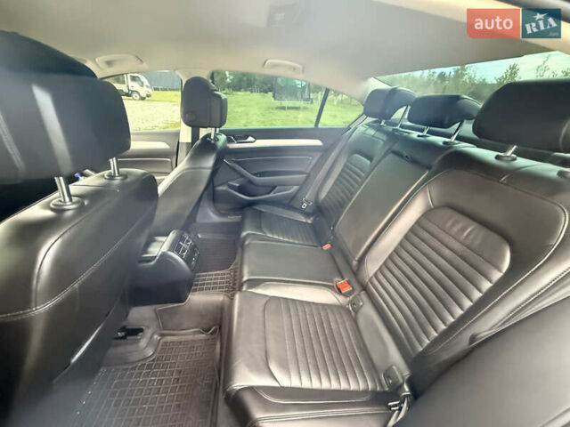 Серый Фольксваген Пассат, объемом двигателя 1.97 л и пробегом 205 тыс. км за 24500 $, фото 10 на Automoto.ua