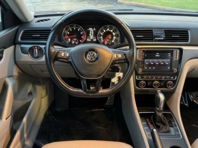 Сірий Фольксваген Пассат, об'ємом двигуна 2 л та пробігом 46 тис. км за 8900 $, фото 8 на Automoto.ua