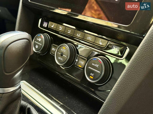 Серый Фольксваген Пассат, объемом двигателя 1.97 л и пробегом 145 тыс. км за 22500 $, фото 42 на Automoto.ua