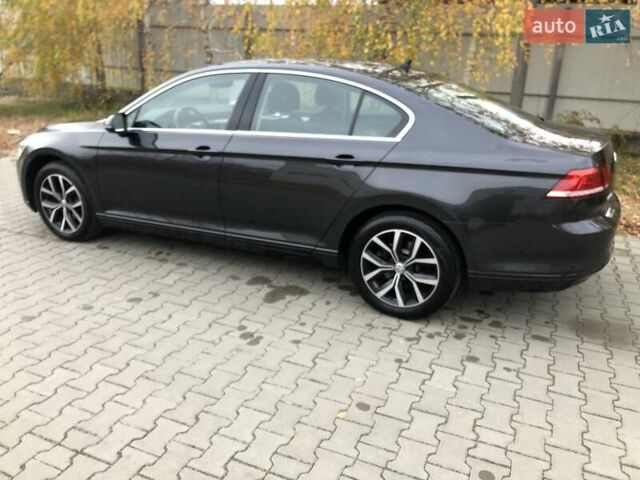 Серый Фольксваген Пассат, объемом двигателя 2 л и пробегом 244 тыс. км за 17700 $, фото 9 на Automoto.ua