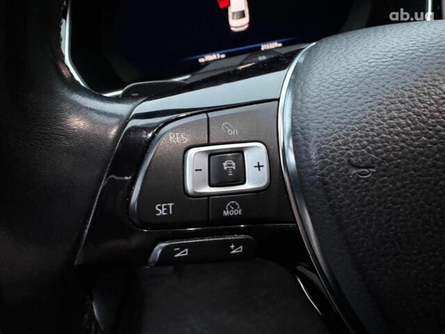 Серый Фольксваген Пассат, объемом двигателя 1.8 л и пробегом 215 тыс. км за 19990 $, фото 34 на Automoto.ua