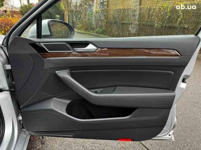 Серый Фольксваген Пассат, объемом двигателя 2 л и пробегом 184 тыс. км за 22490 $, фото 34 на Automoto.ua