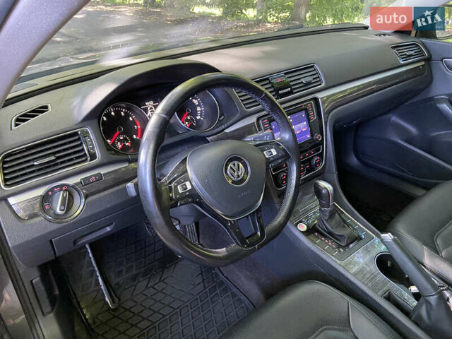 Серый Фольксваген Пассат, объемом двигателя 2 л и пробегом 106 тыс. км за 15400 $, фото 15 на Automoto.ua