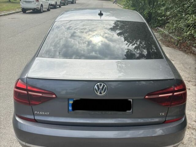 Сірий Фольксваген Пассат, об'ємом двигуна 0 л та пробігом 123 тис. км за 13700 $, фото 5 на Automoto.ua