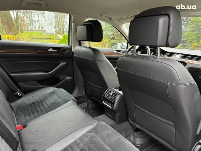 Серый Фольксваген Пассат, объемом двигателя 2 л и пробегом 184 тыс. км за 22490 $, фото 33 на Automoto.ua