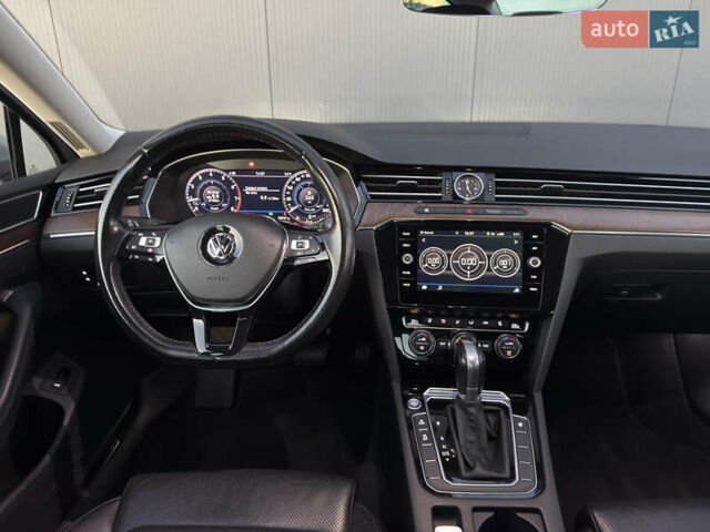 Сірий Фольксваген Пассат, об'ємом двигуна 1.8 л та пробігом 93 тис. км за 25500 $, фото 19 на Automoto.ua