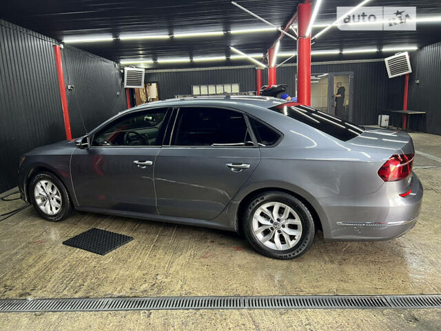 Сірий Фольксваген Пассат, об'ємом двигуна 2 л та пробігом 150 тис. км за 17000 $, фото 53 на Automoto.ua