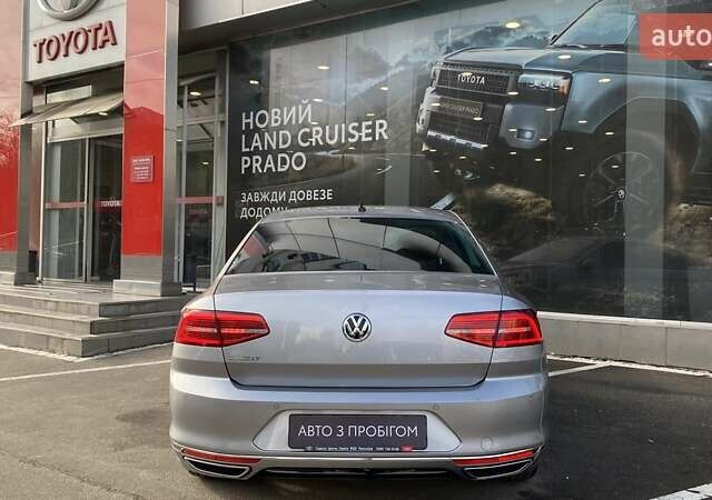 Сірий Фольксваген Пассат, об'ємом двигуна 1.97 л та пробігом 75 тис. км за 27003 $, фото 3 на Automoto.ua