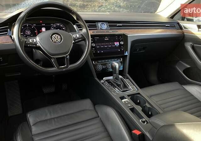 Сірий Фольксваген Пассат, об'ємом двигуна 1.97 л та пробігом 75 тис. км за 27003 $, фото 9 на Automoto.ua