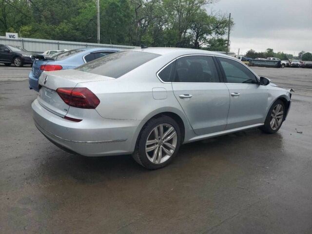 Серый Фольксваген Пассат, объемом двигателя 2 л и пробегом 56 тыс. км за 2900 $, фото 2 на Automoto.ua