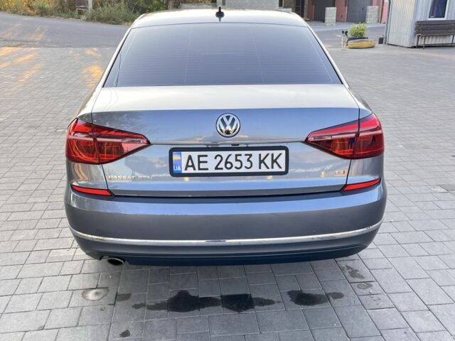 Серый Фольксваген Пассат, объемом двигателя 2 л и пробегом 139 тыс. км за 13500 $, фото 3 на Automoto.ua