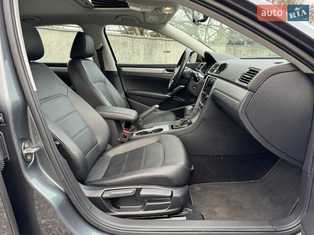 Серый Фольксваген Пассат, объемом двигателя 1.98 л и пробегом 80 тыс. км за 16490 $, фото 14 на Automoto.ua