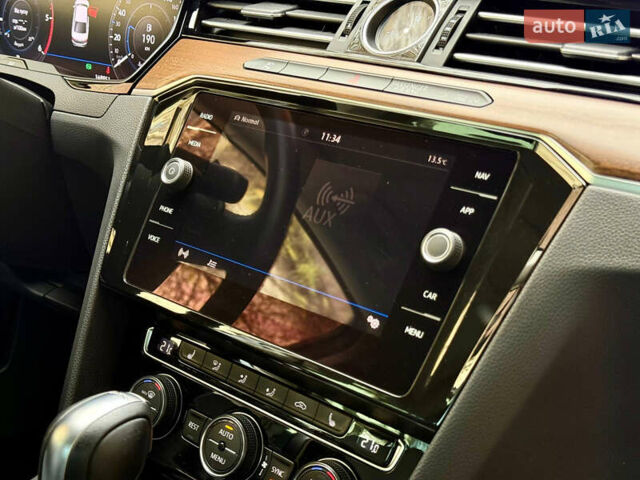 Серый Фольксваген Пассат, объемом двигателя 1.97 л и пробегом 145 тыс. км за 22500 $, фото 43 на Automoto.ua