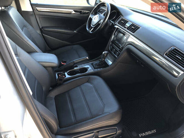 Серый Фольксваген Пассат, объемом двигателя 2 л и пробегом 153 тыс. км за 14990 $, фото 23 на Automoto.ua