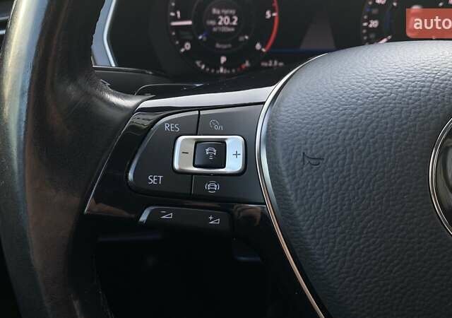 Сірий Фольксваген Пассат, об'ємом двигуна 1.97 л та пробігом 75 тис. км за 27003 $, фото 17 на Automoto.ua